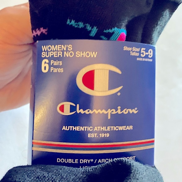 Women’s Champion Socks - Picture 2 of 3